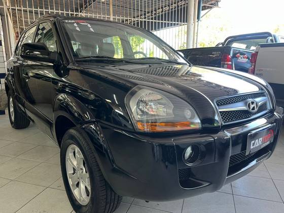 HYUNDAI TUCSON 2.0 MPFI GLS 16V 143CV 2WD FLEX 4P AUTOMÁTICO HYUNDAI TUCSON 2.0 MPFI GLS 16V 143CV 2WD FLEX 4P AUTOMÁTICO